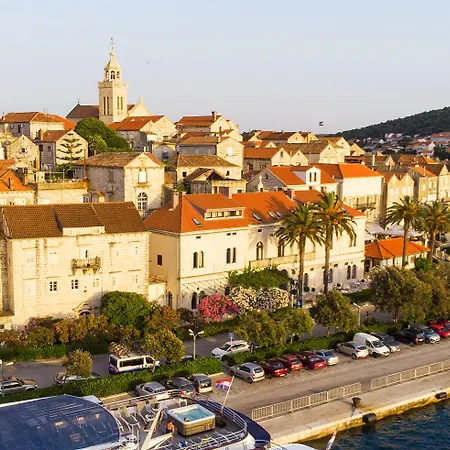 فندق Aminess Younique Heritage 5*